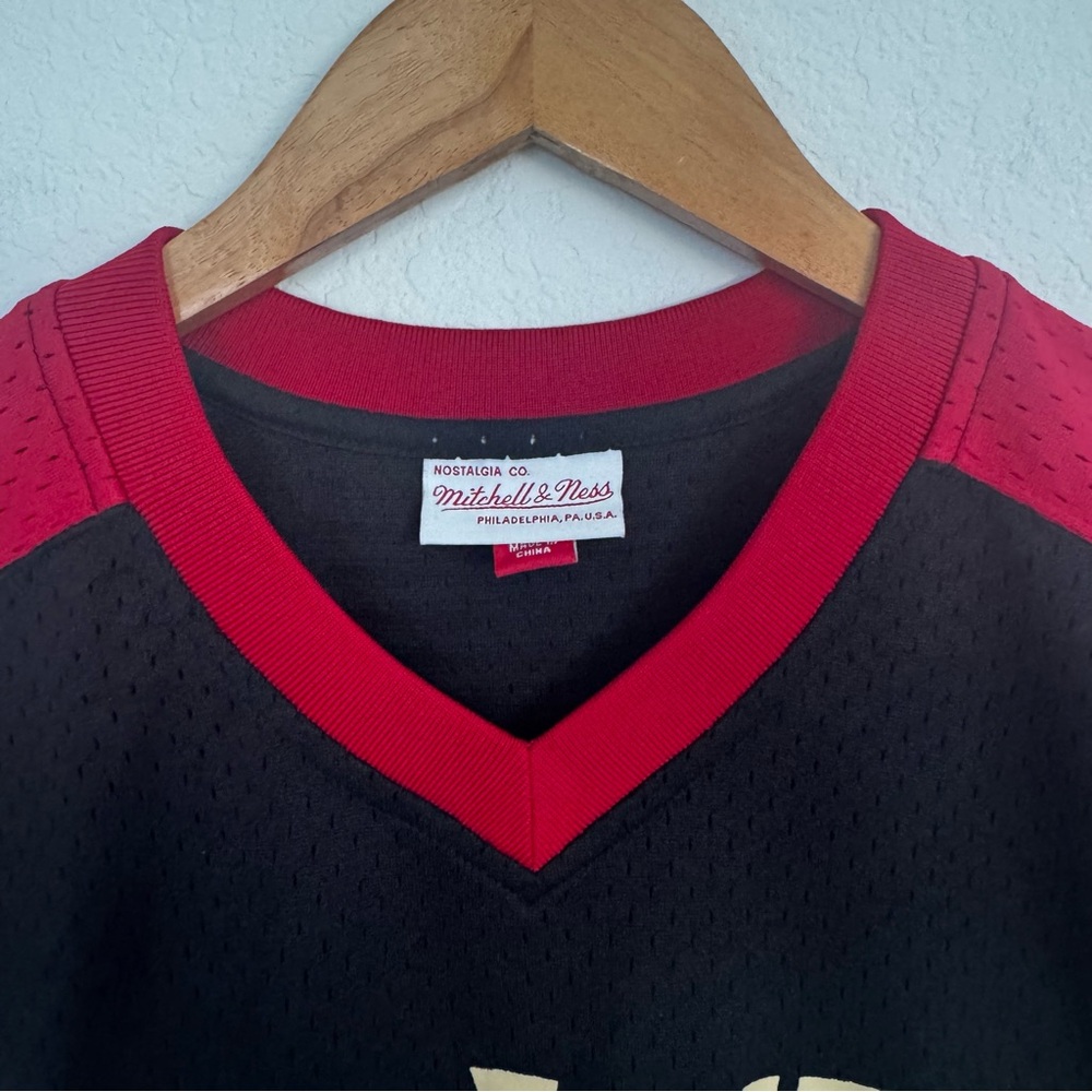 MITCHELL & NESS MLS ATLANTA UNITED FC V-NECK JERSEY SIZE SMALL - Picture 4 of 5